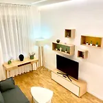 Appartamento Nima Oberdan House