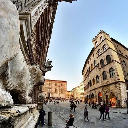 Nima Oberdan House *