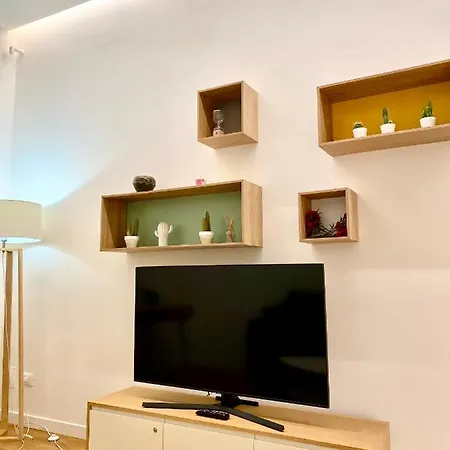 Апартаменты Nima Oberdan House